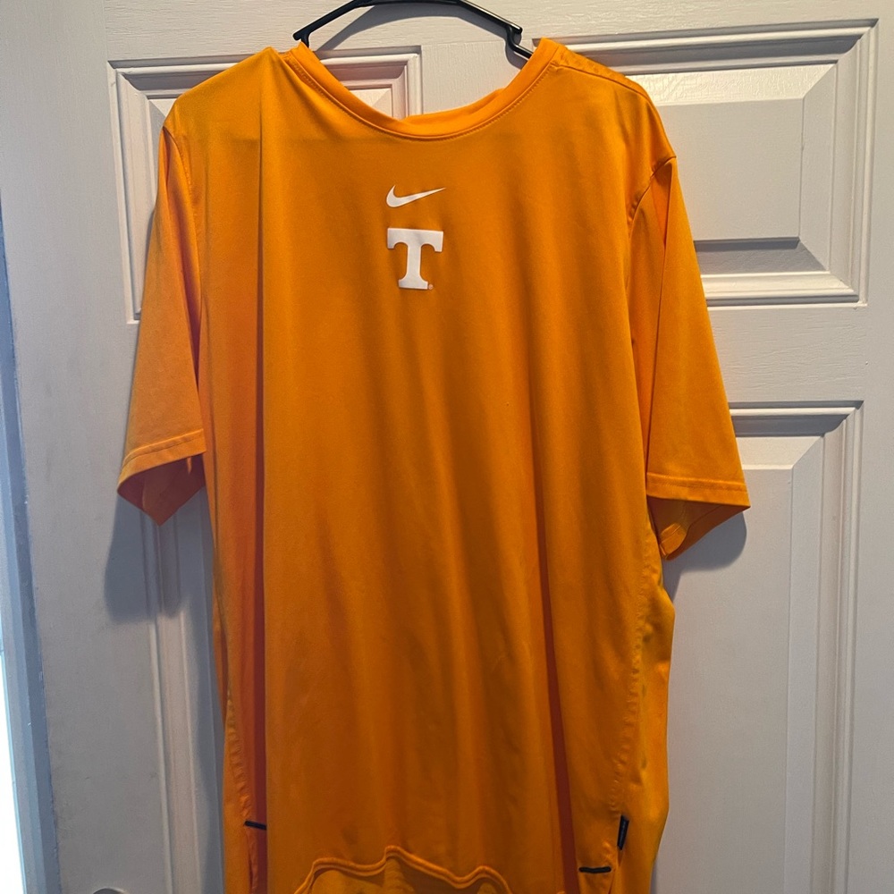 Orange Tennessee volunteers Nike shirt
